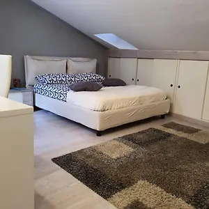  Apartment La Ghibellina. Confortevole,posizione Privilegiata